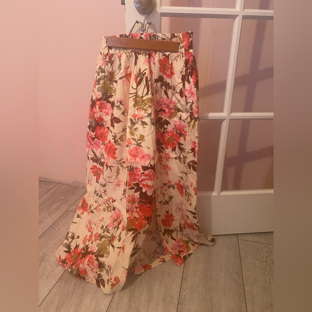 A&F linen material skirt size M